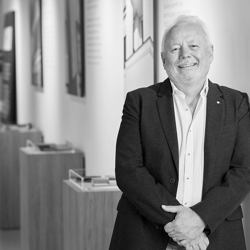 hallhart-director-neill-v2