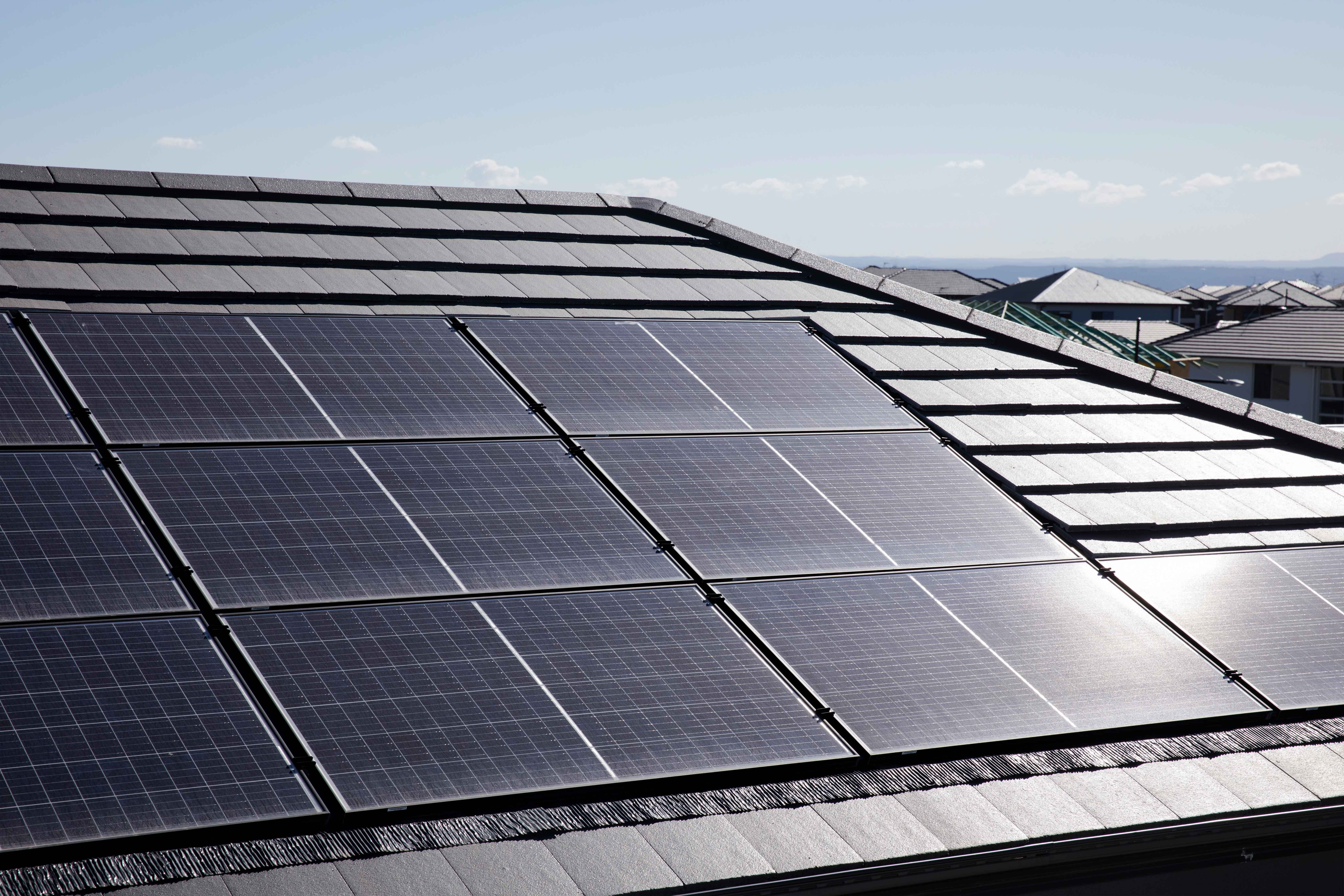 hallharthomes-mayfair-monier-inline-solar-002